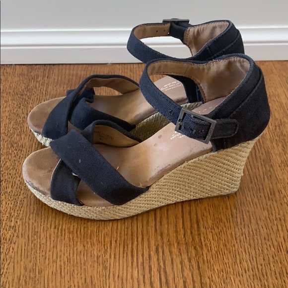 Toms Wedges - Picture 3 of 4